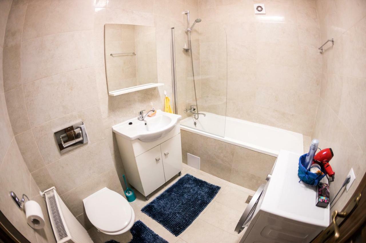 Travel Homzzz Apartments Târgu-Mureş Exterior foto